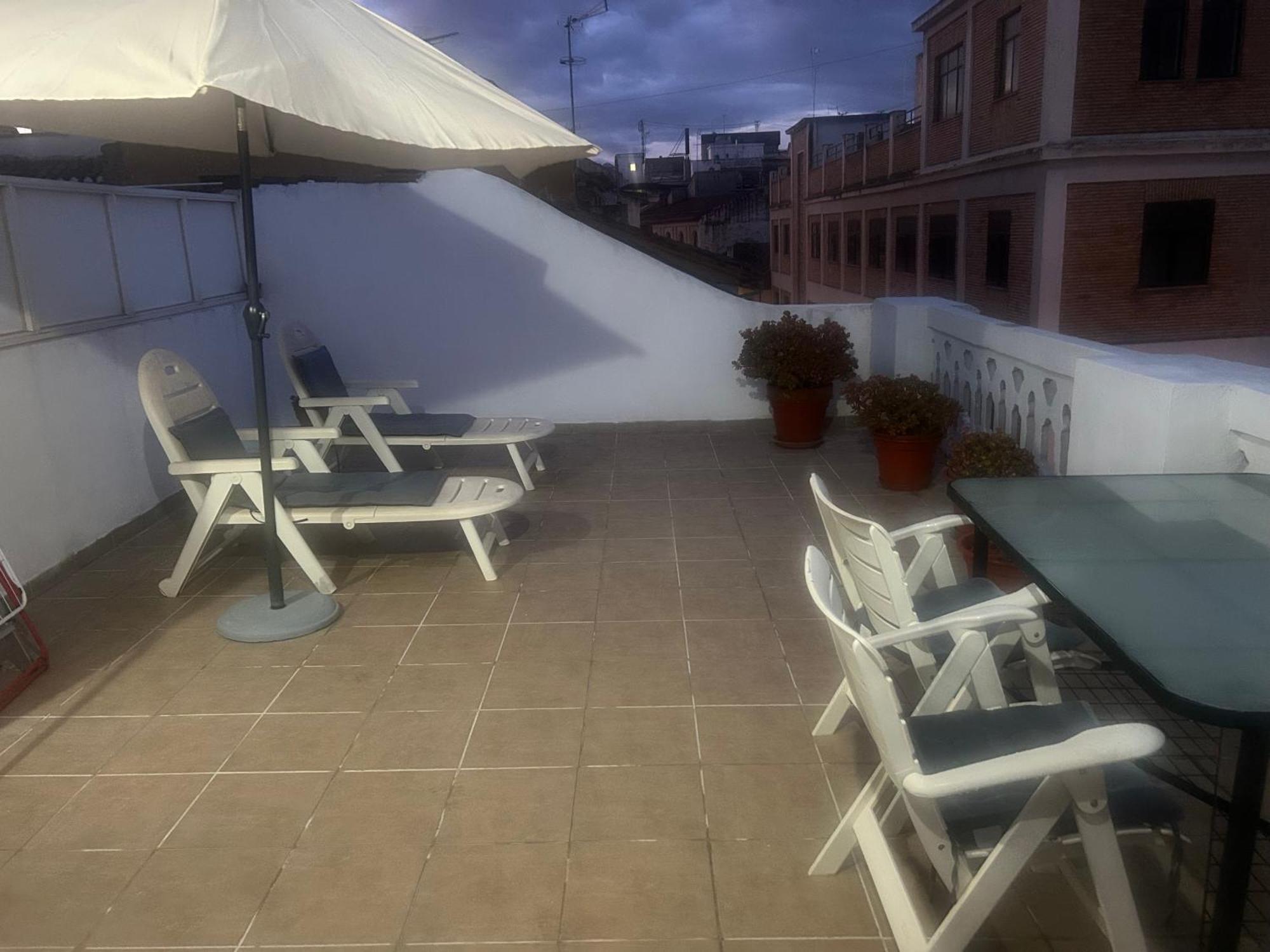 Atico En El Centro De Granada Con Fantastica Terraza Y Excelente Ubicacion — Photos 2